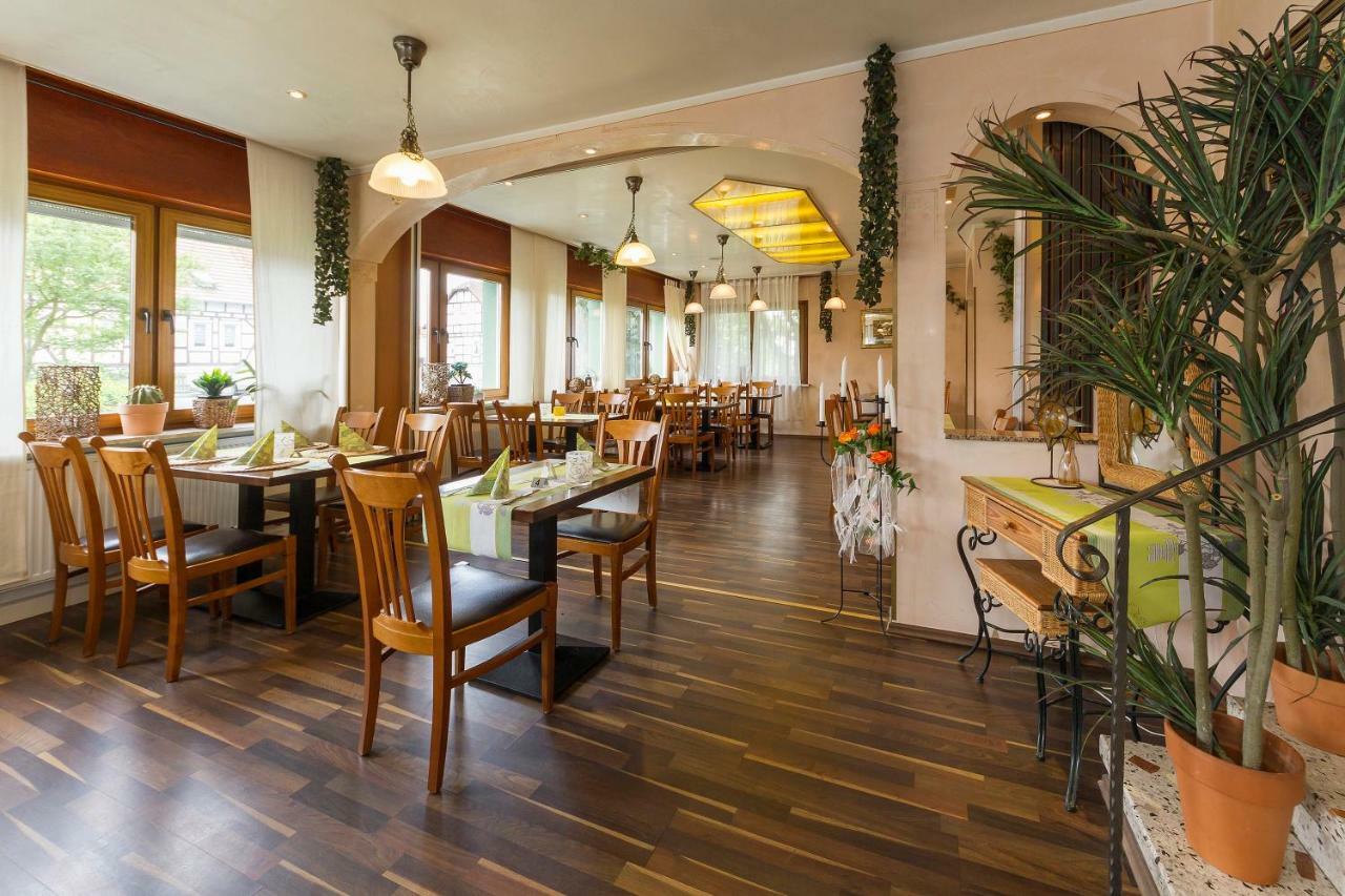 Pension Grune Au Hasselroth ภายนอก รูปภาพ